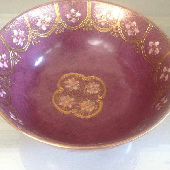 Vintage Porcelain Hand Painted Toyo Bowl with Gold Enamel Trim - Picture 2 of 2